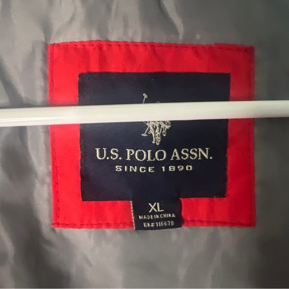 U.S. Polo Association Red & Dark Blue Windbreaker Men’s XL Jacket - Picture 2 of 5